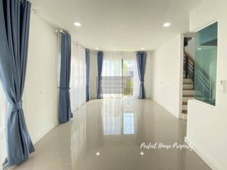 À vendre 4 chambres maison à Khan Na Yao, Bangkok
