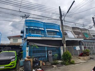 For sale 3 bedrooms townhouse in Nong Khaem, Bangkok
