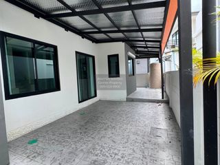 Casa en venta de 3 habitaciones en Bang Bo, Samut Prakan