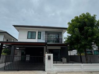 Casa en venta de 3 habitaciones en Bang Bo, Samut Prakan