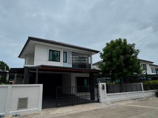 Casa en venta de 3 habitaciones en Bang Bo, Samut Prakan