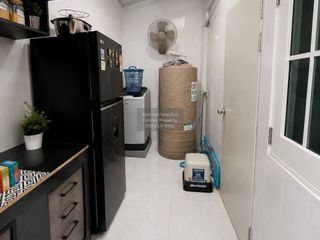 Casa adosada en venta de 3 habitaciones en Bang Khae, Bangkok