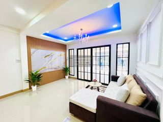 出售 3 卧室 联排别墅 在 Bang Yai, Nonthaburi