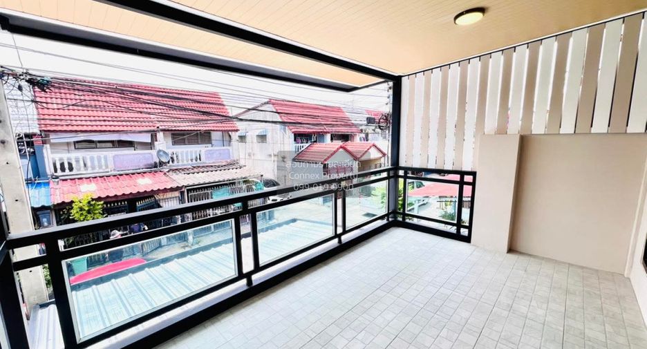 出售 3 卧室 联排别墅 在 Bang Yai, Nonthaburi