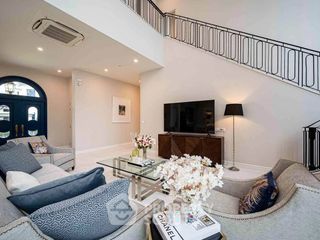 Casa en venta de 4 habitaciones en Bang Kapi, Bangkok