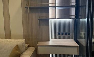 Condo en venta de 1 habitaciones en Huai Khwang, Bangkok