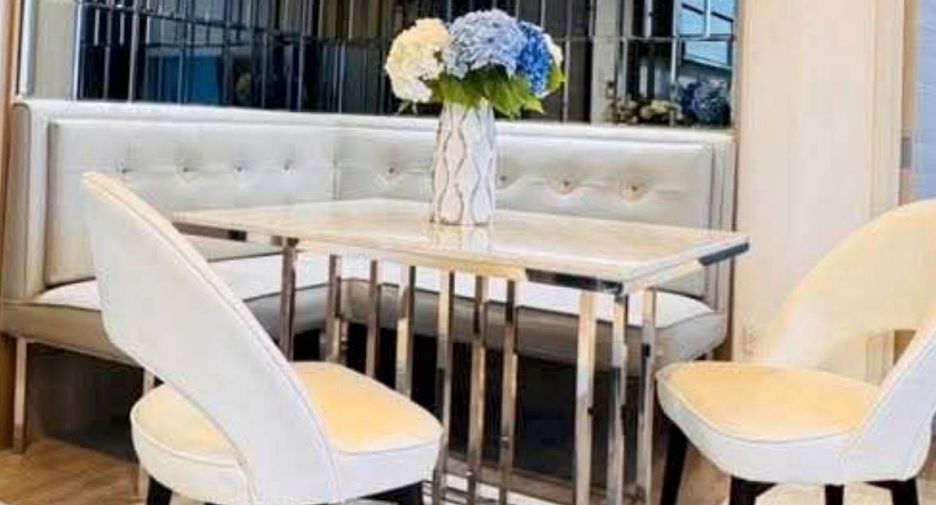 For sale 2 bedrooms condo in Sathon, Bangkok