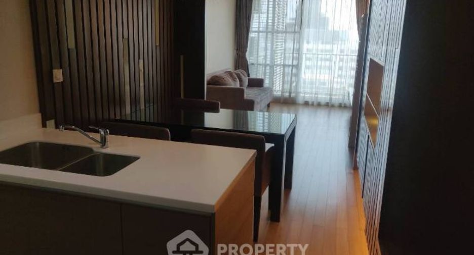 Condo en alquiler de 2 habitaciones en Khlong Toei, Bangkok