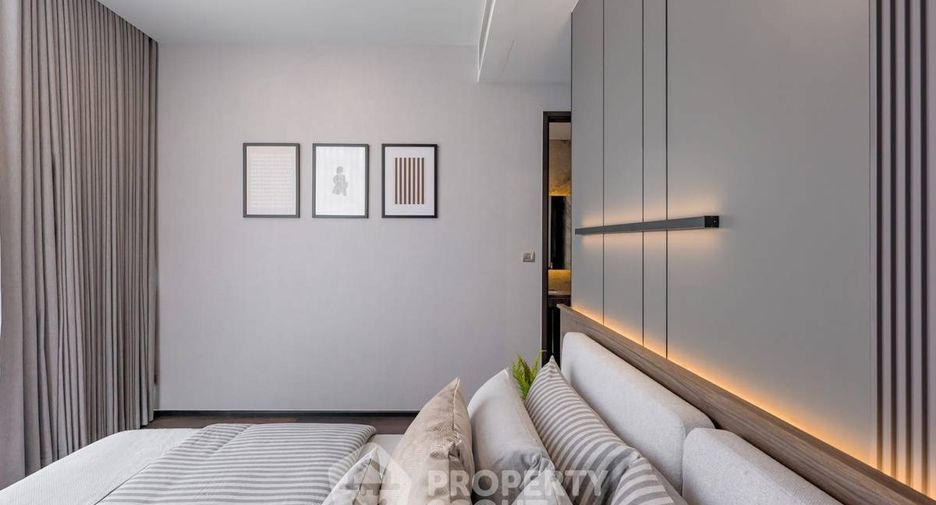 For rent 2 bedrooms condo in Khlong Toei, Bangkok