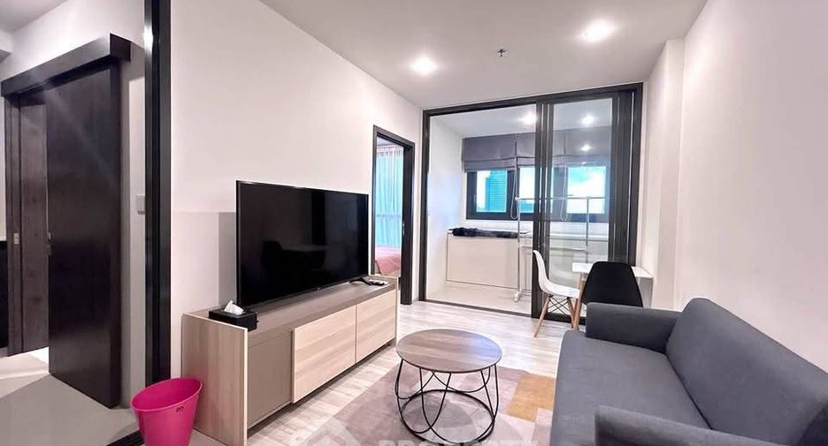 Condo en alquiler de 1 habitaciones en Huai Khwang, Bangkok