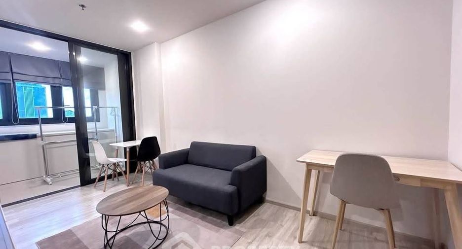 Condo en alquiler de 1 habitaciones en Huai Khwang, Bangkok