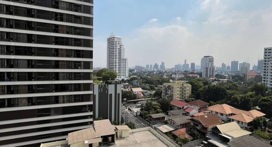 For rent 1 bed condo in Watthana, Bangkok