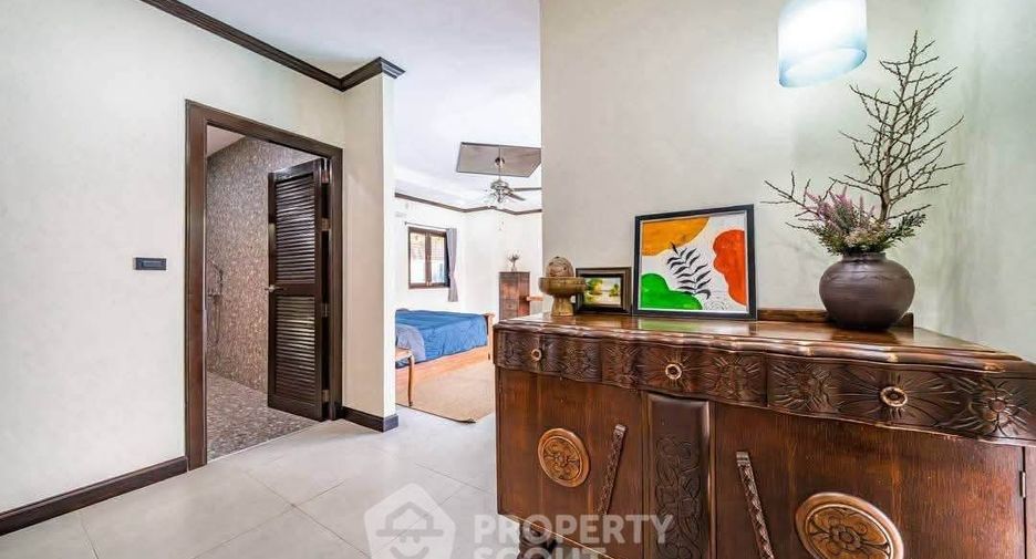 Haus zur Miete mit 4 Zimmer in Huay Yai, Pattaya