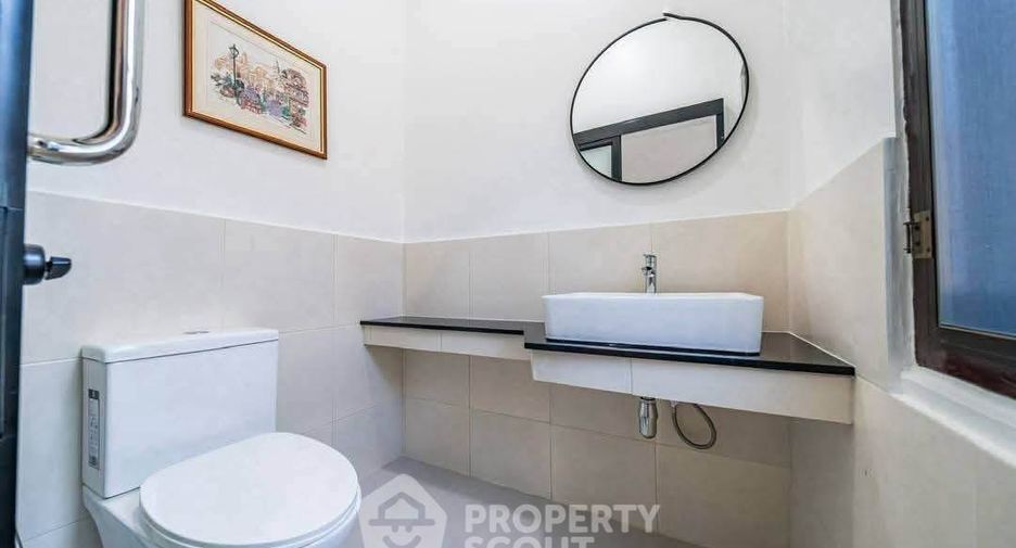 Haus zur Miete mit 4 Zimmer in Huay Yai, Pattaya