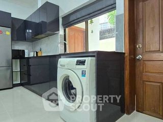 For rent 4 bedrooms townhouse in Bang Lamung, Chonburi
