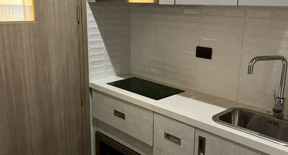 For rent 2 ベッドルーム condo in Pathum Wan, Bangkok