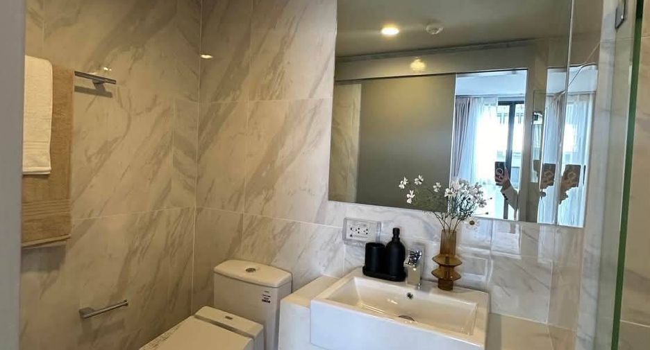 For rent 1 bed condo in Khlong Toei, Bangkok