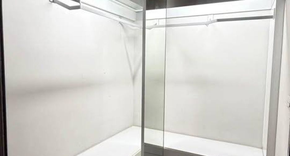For rent 2 ベッドルーム condo in Pathum Wan, Bangkok