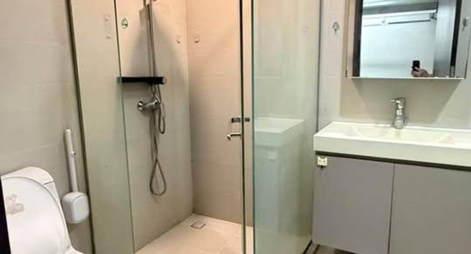 For rent 2 ベッドルーム condo in Pathum Wan, Bangkok