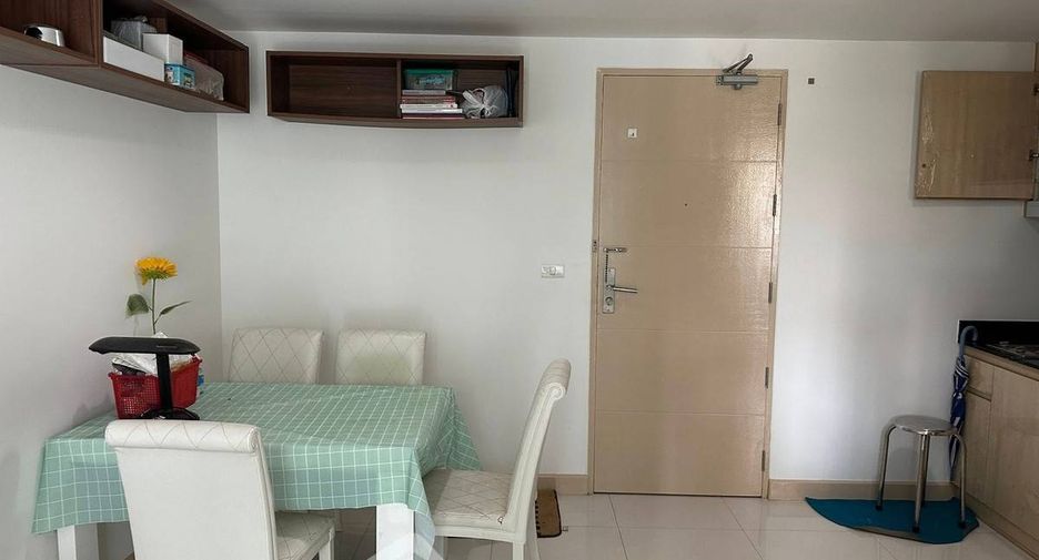 Condo en alquiler de 2 habitaciones en Khlong San, Bangkok