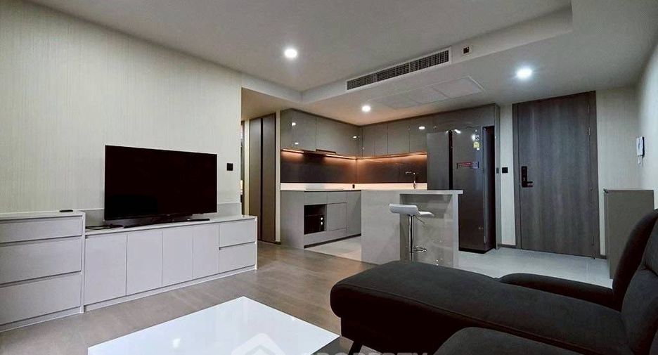 Wohnung zur Miete mit 2 Zimmer in Pathum Wan, Bangkok