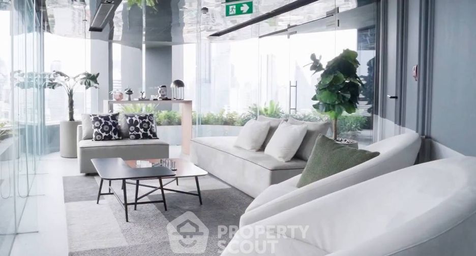 Wohnung zur Miete mit 1 Zimmer in Bang Rak, Bangkok