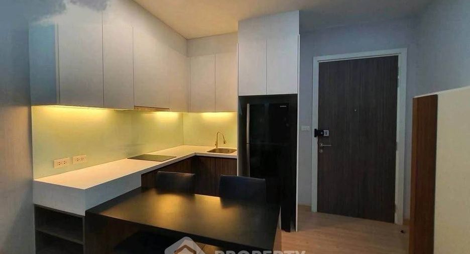 À louer 1 chambre condo à Khlong San, Bangkok