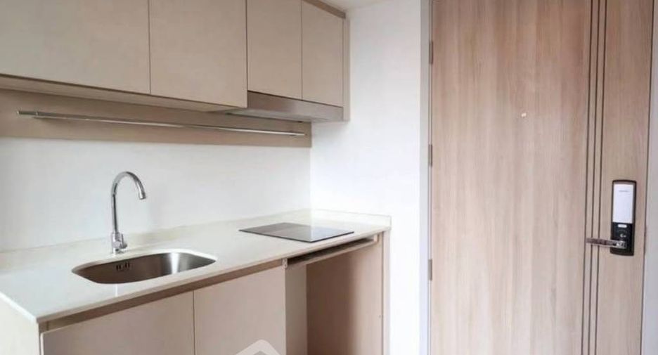 For rent 1 bed condo in Sathon, Bangkok