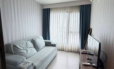 Condo en alquiler de 1 habitaciones en Huai Khwang, Bangkok