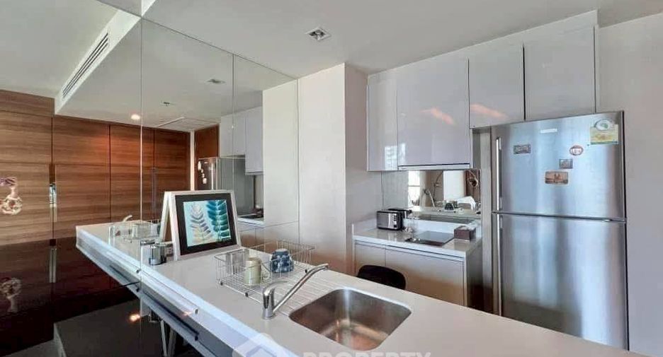 For rent 1 bed condo in Sathon, Bangkok