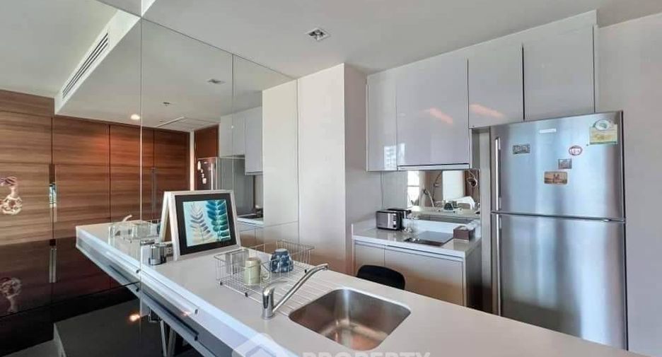 For rent 1 bed condo in Sathon, Bangkok