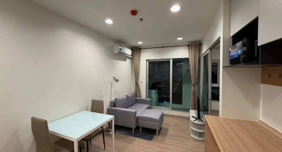 For rent 1 Beds condo in Khlong Toei, Bangkok