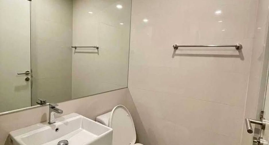 For rent 1 bed condo in Sathon, Bangkok