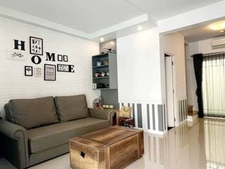 For rent 2 bedrooms townhouse in Bang Phli, Samut Prakan
