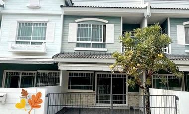 For rent 2 bedrooms townhouse in Bang Phli, Samut Prakan