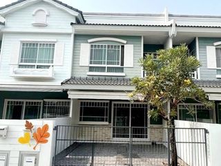 For rent 2 bedrooms townhouse in Bang Phli, Samut Prakan