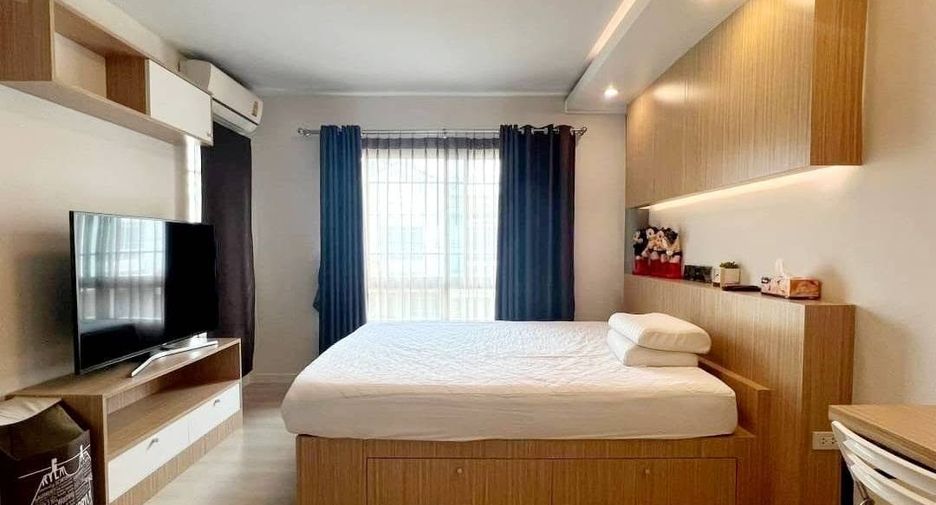 For rent 2 bedrooms townhouse in Bang Phli, Samut Prakan