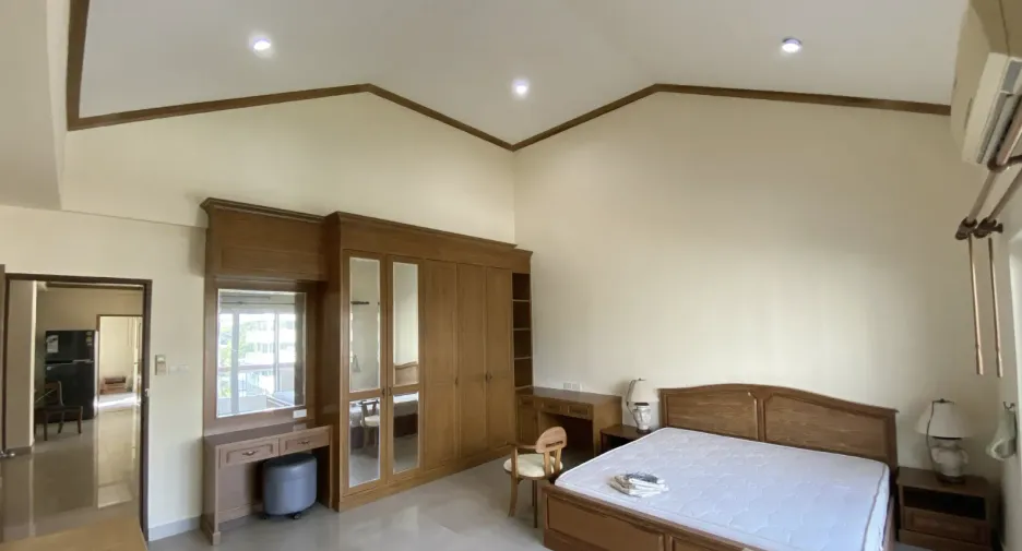 For rent 2 ベッドルーム condo in Watthana, Bangkok