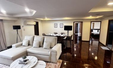 For rent 3 bedrooms condo in Watthana, Bangkok
