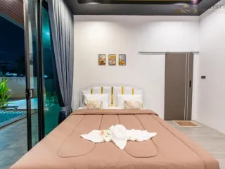 For sale 4 bedrooms villa in Bang Lamung, Chonburi