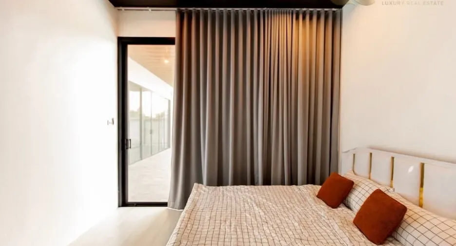 For sale 4 bedrooms villa in Bang Lamung, Chonburi