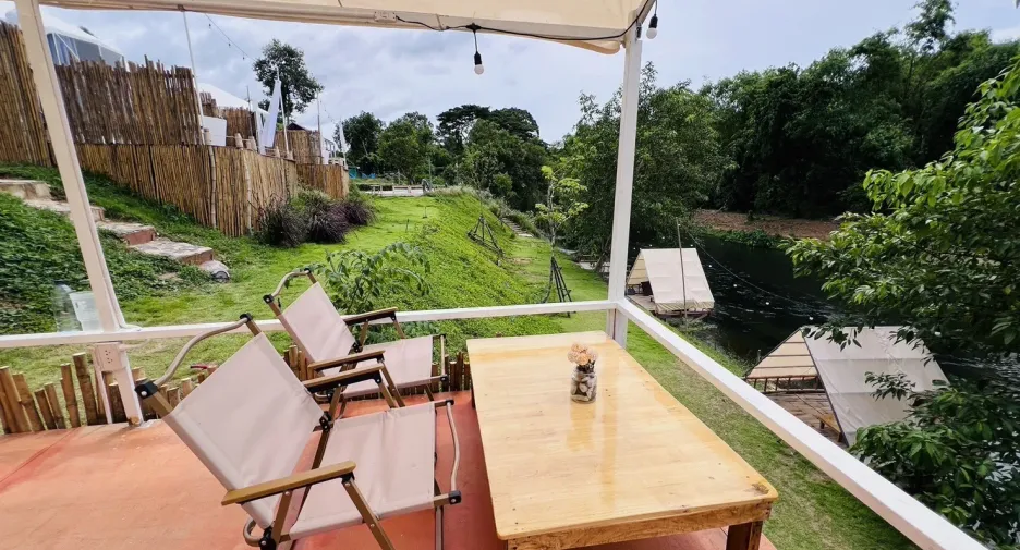For sale 11 bedrooms hotel in Tha Yang, Phetchaburi