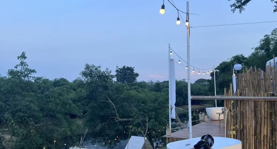 For sale 11 bedrooms hotel in Tha Yang, Phetchaburi