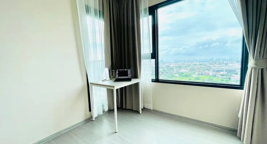 For sale そして for rent 1 Beds condo in Mueang Samut Prakan, Samut Prakan