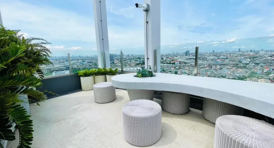 For sale そして for rent 1 Beds condo in Mueang Samut Prakan, Samut Prakan