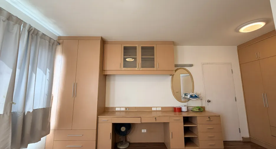 Condo en venta de 2 habitaciones en Khlong Toei, Bangkok
