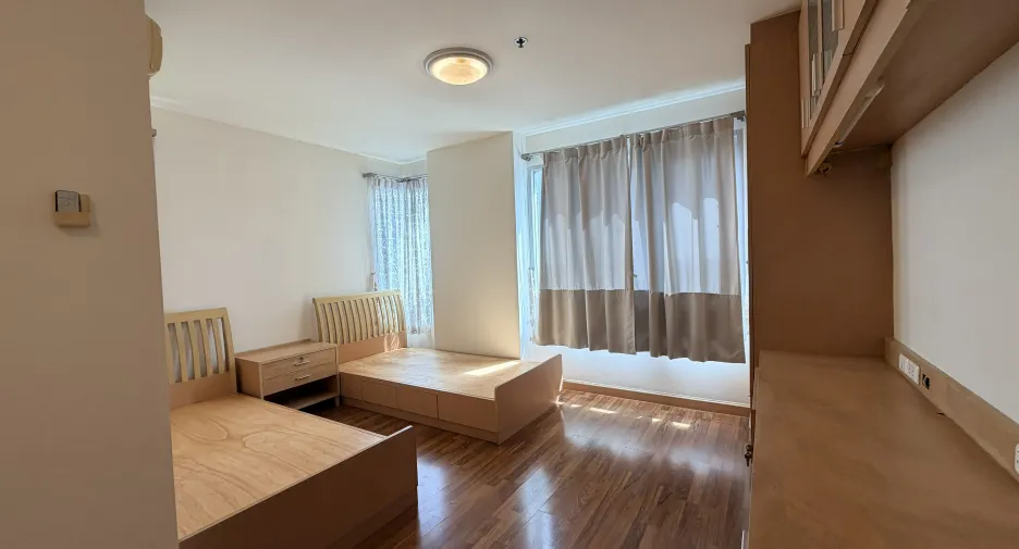 Condo en venta de 2 habitaciones en Khlong Toei, Bangkok