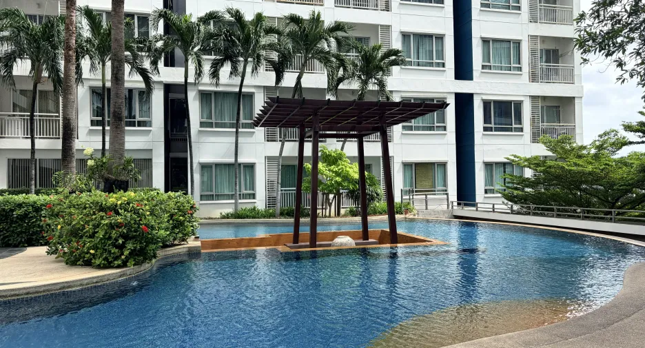 Condo en venta de 2 habitaciones en Khlong Toei, Bangkok