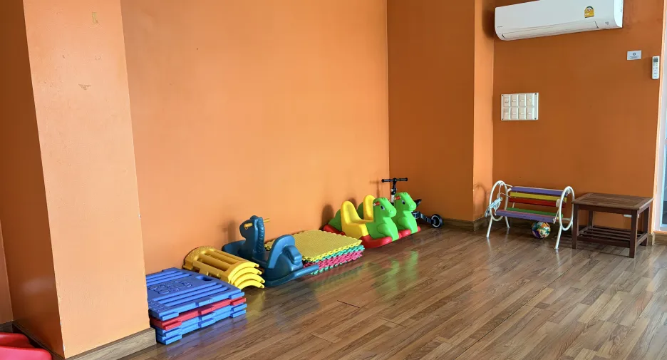 Condo en venta de 2 habitaciones en Khlong Toei, Bangkok