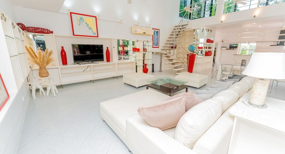 For sale and for rent 5 bedrooms villa in Thalang, Phuket